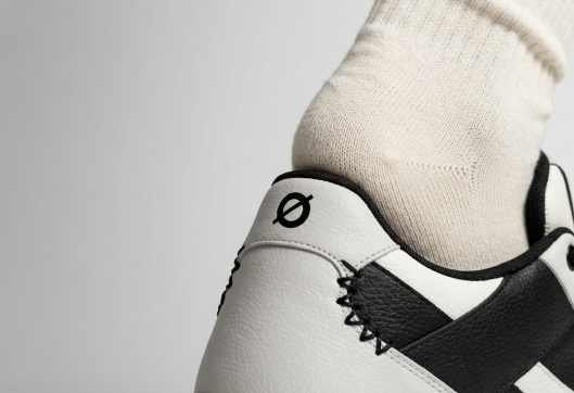 EASY TO SLIP ON. EASY TO GO.