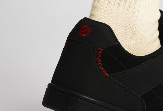 EASY TO SLIP ON. EASY TO GO.
